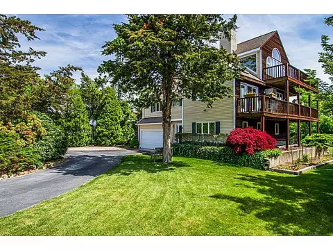 6 Pond View Ave, Westerly, RI 02891 photo 5
