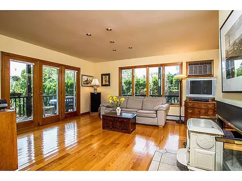 6 Pond View Ave, Westerly, RI 02891 photo 6