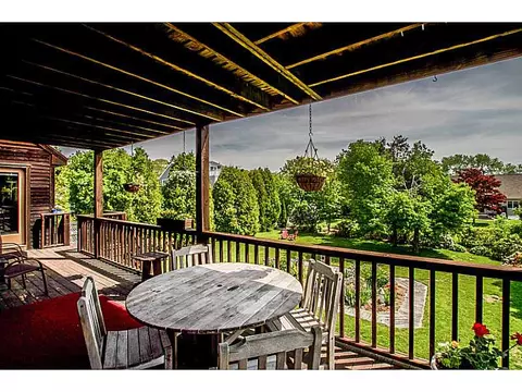 6 Pond View Ave, Westerly, RI 02891 photo 3