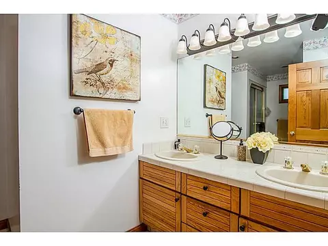 6 Pond View Ave, Westerly, RI 02891 photo 17