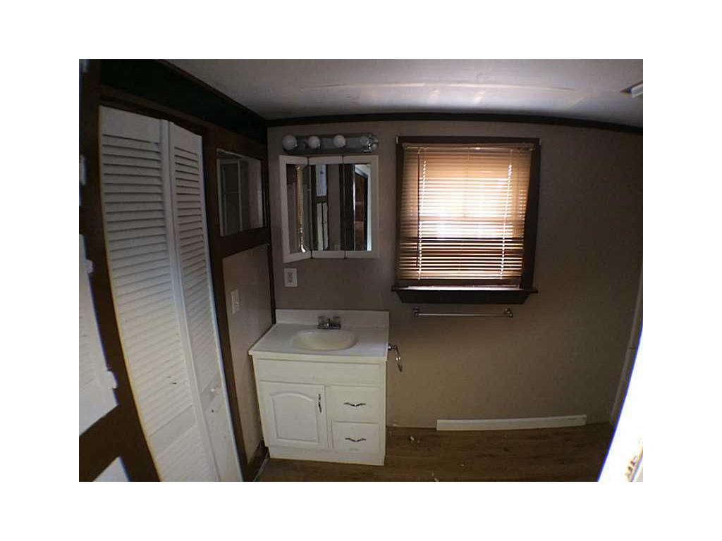 10 Guild Ave, Warwick, RI 02889 photo 6