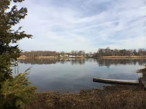 10 Guild Ave, Warwick, RI 02889 photo 11
