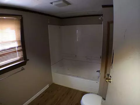 10 Guild Ave, Warwick, RI 02889 photo 7