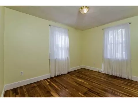 26 Darrow Dr, Warwick, RI 02886 photo 11