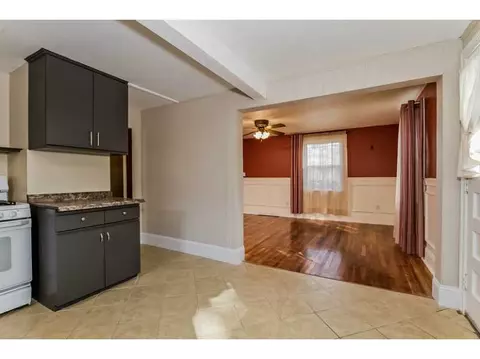 26 Darrow Dr, Warwick, RI 02886 photo 5