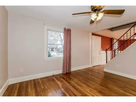 26 Darrow Dr, Warwick, RI 02886 photo 6