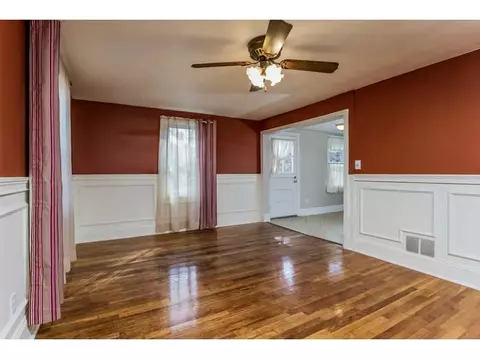26 Darrow Dr, Warwick, RI 02886 photo 7
