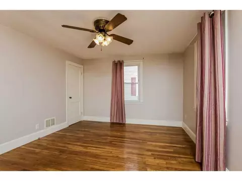 26 Darrow Dr, Warwick, RI 02886 photo 9