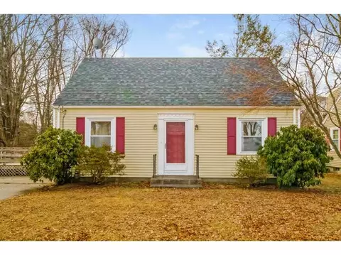 26 Darrow Dr, Warwick, RI 02886 photo 22