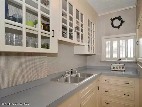 418 Coe St, Woonsocket, RI 02895 photo 5