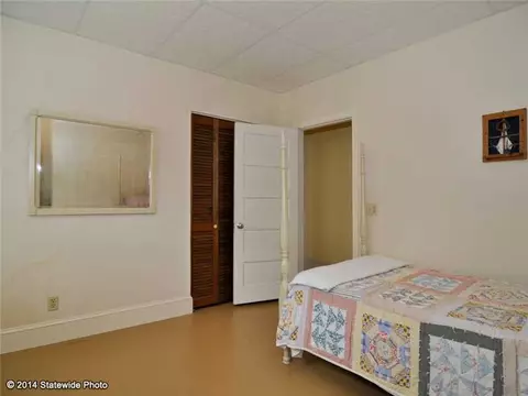 418 Coe St, Woonsocket, RI 02895 photo 20