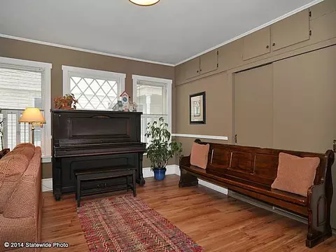 418 Coe St, Woonsocket, RI 02895 photo 3