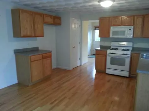 58 Langley St, Warwick, RI 02889 photo 7