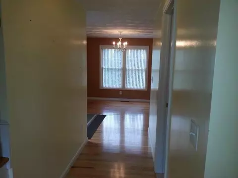 58 Langley St, Warwick, RI 02889 photo 10