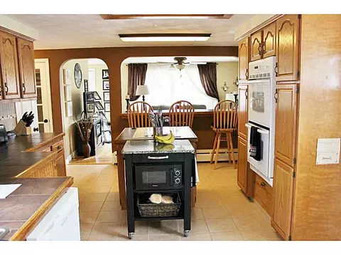 39 Fairfield Ct, Warwick, RI 02889 photo 3