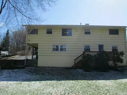 164 Dana St, Woonsocket, RI 02895 photo 4