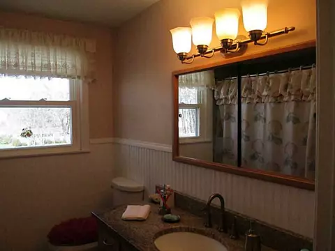 164 Dana St, Woonsocket, RI 02895 photo 23