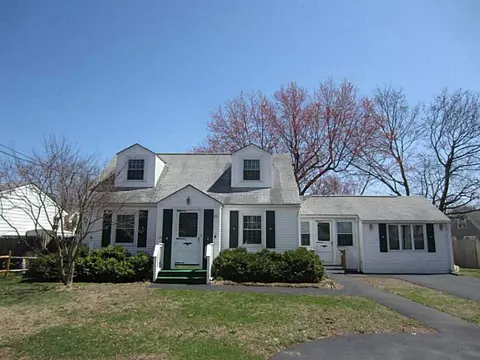 100 Uphill Ave, Warwick, RI 02886 photo 1