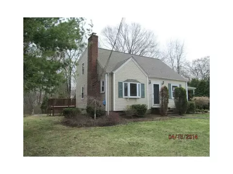 1 Ormand Dr, Barrington, RI 02806 photo 4