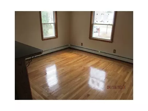 1 Ormand Dr, Barrington, RI 02806 photo 9