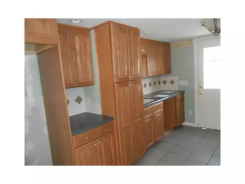 19 Preston Dr, Warwick, RI 02886 photo 10