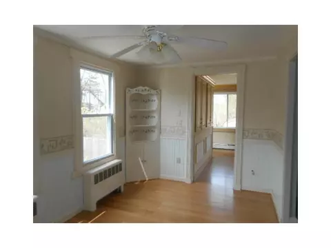 19 Preston Dr, Warwick, RI 02886 photo 8