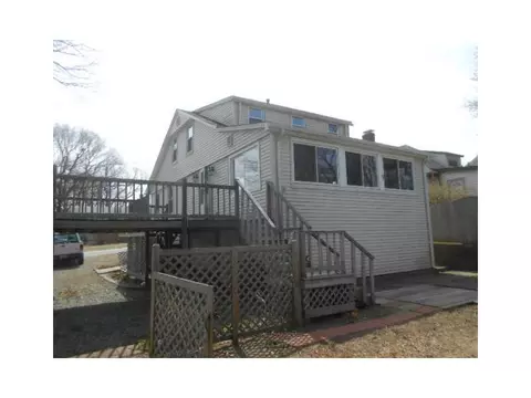 19 Preston Dr, Warwick, RI 02886 photo 4