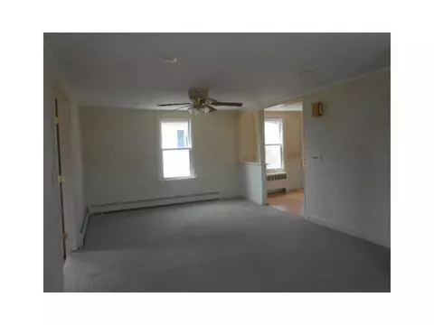 19 Preston Dr, Warwick, RI 02886 photo 13