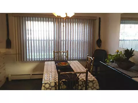 2 Lantern Ln, East Providence, RI 02915 photo 9