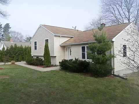 4 Myrtle Ave, Westerly, RI 02891 photo 1