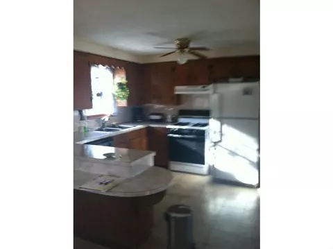 1 Friendly Dr, Warwick, RI 02888 photo 4