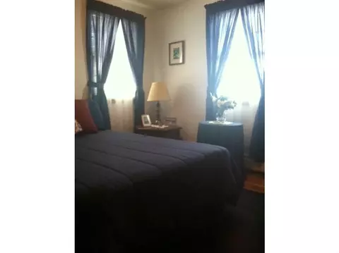 1 Friendly Dr, Warwick, RI 02888 photo 8
