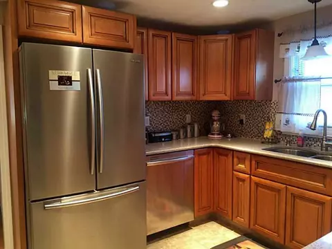24 Greenpost Ln, Warwick, RI 02889 photo 2