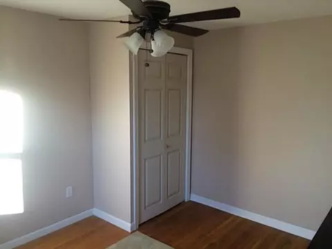 24 Greenpost Ln, Warwick, RI 02889 photo 6