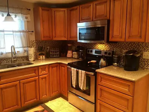24 Greenpost Ln, Warwick, RI 02889 photo 3
