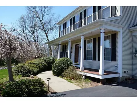 208 Castle Rocks Rd, Warwick, RI 02886 photo 3