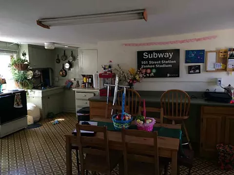 62 Cato St, Woonsocket, RI 02895 photo 8