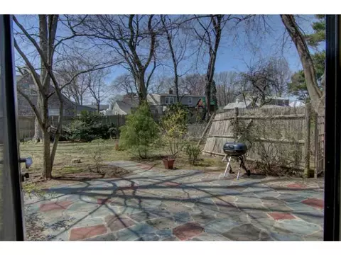 489 Squantum Dr, Warwick, RI 02888 photo 22