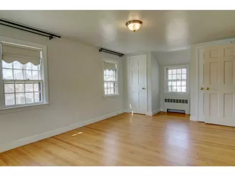 489 Squantum Dr, Warwick, RI 02888 photo 17