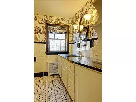 489 Squantum Dr, Warwick, RI 02888 photo 18
