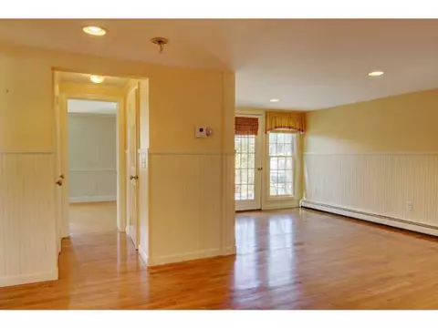 489 Squantum Dr, Warwick, RI 02888 photo 7