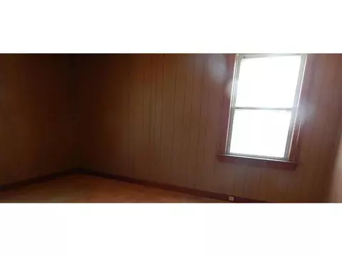 140 Warwick St, Woonsocket, RI 02895 photo 4
