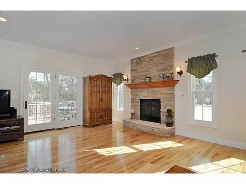 31 Shannon Rd, Exeter, RI 02822 photo 6