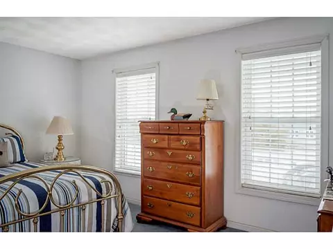 28 Windward Dr, Westerly, RI 02891 photo 14