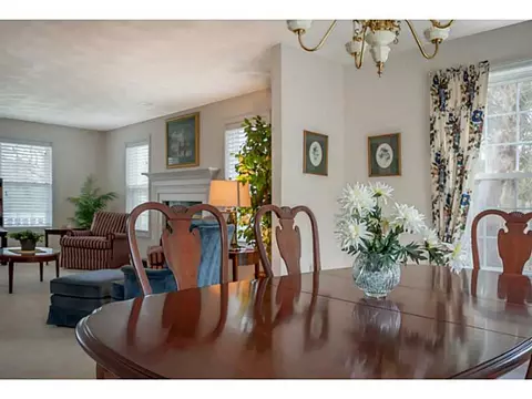 28 Windward Dr, Westerly, RI 02891 photo 9