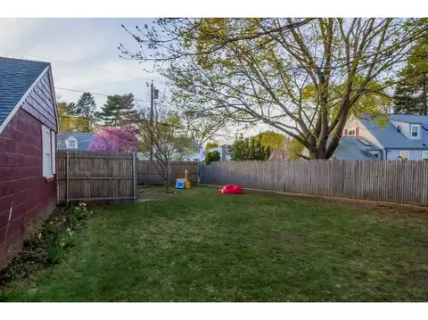 48 Pilgrim Dr, Warwick, RI 02888 photo 22