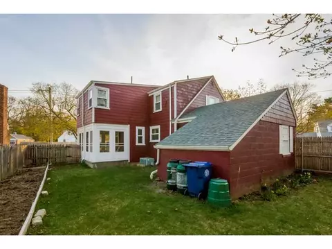 48 Pilgrim Dr, Warwick, RI 02888 photo 17