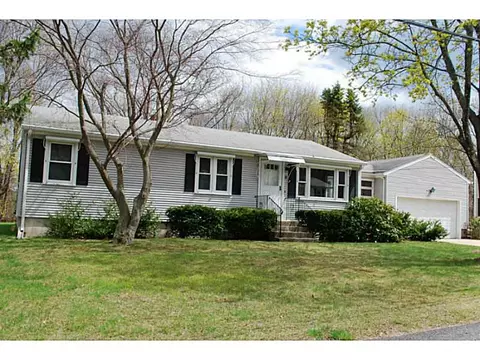 9 Circle Rd, Smithfield, RI 02917 photo 1