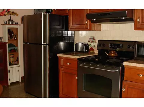 142 Manila Ave, Woonsocket, RI 02895 photo 6