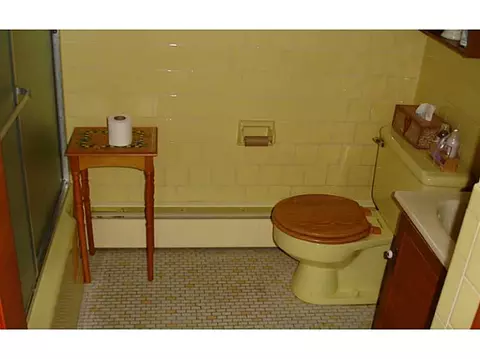 142 Manila Ave, Woonsocket, RI 02895 photo 7